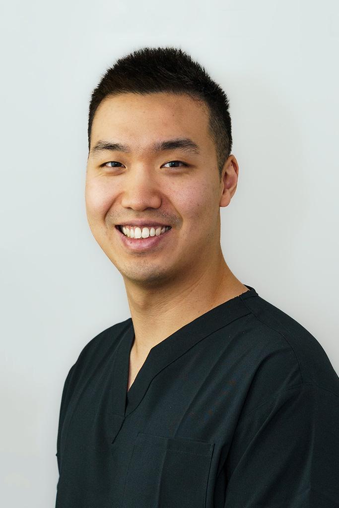 Meet Dr Nicholas Lee – Family & General Dentist at Totally Smiles Indooroopilly